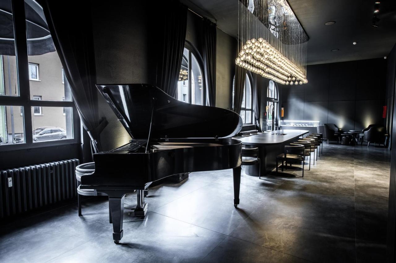 Black 4* Colonia